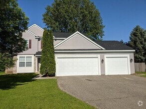 Building Photo - 967 Earley Lake Curve