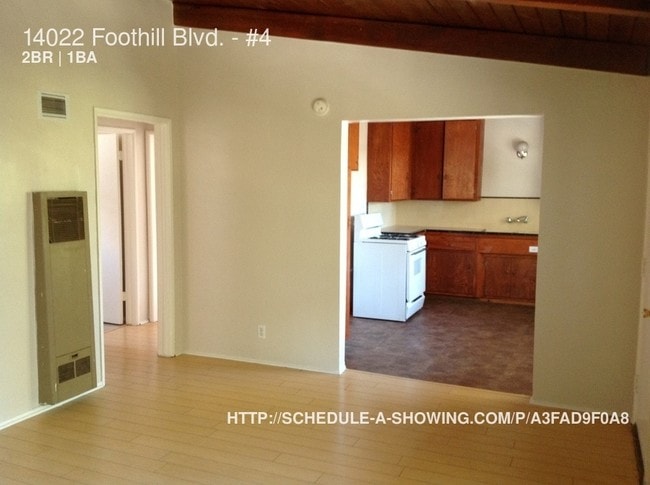 Foto del edificio - 14022 Foothill Blvd