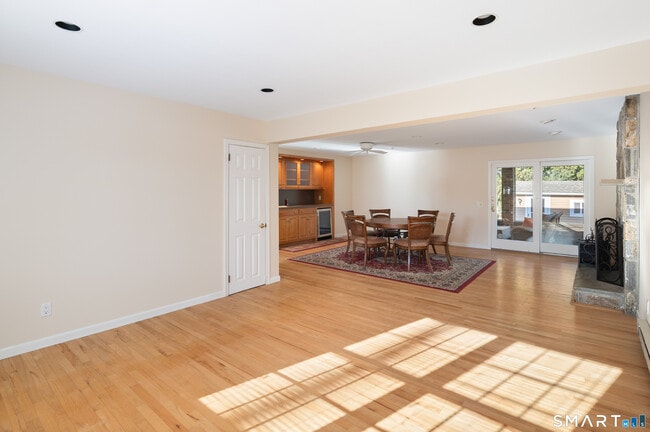 Foto del edificio - 48 Lanell Dr