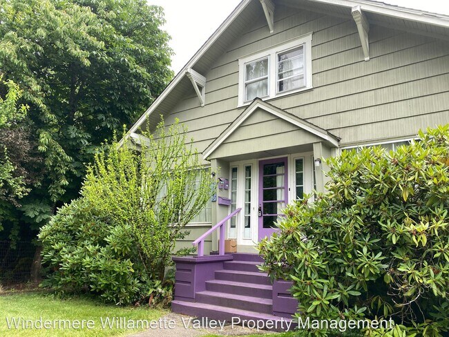 Foto del edificio - 5 br, 2 bath House - 2880 NW Lincoln Ave