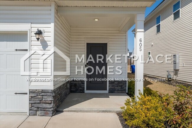 Foto del edificio - 605 Count Fleet Ct