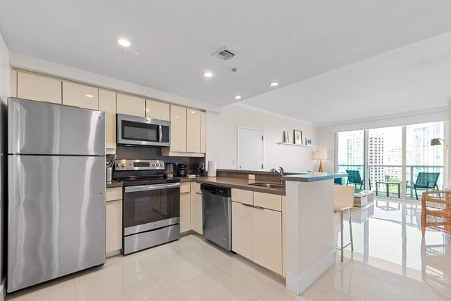 Foto del edificio - 2889 McFarlane Rd