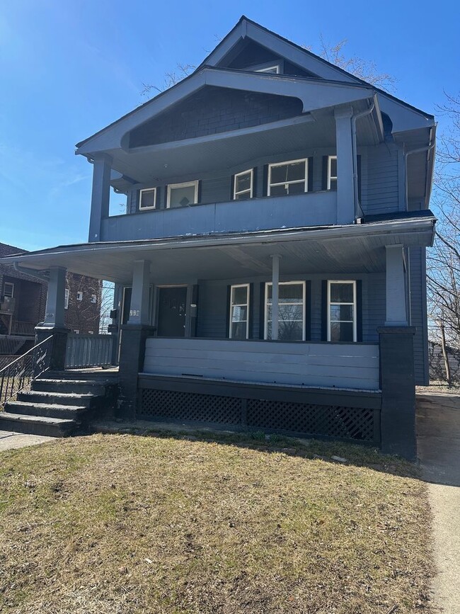 Building Photo - 778 Eddy Rd