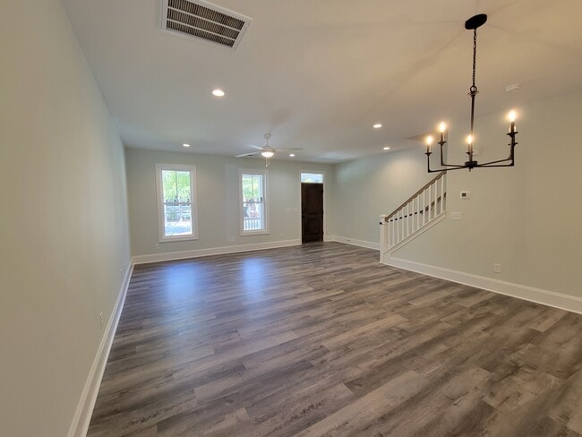 Building Photo - 3905 Harkers Way