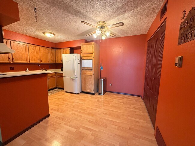 Foto del edificio - Green Mountain Condo with Scenic Views & Trail Access