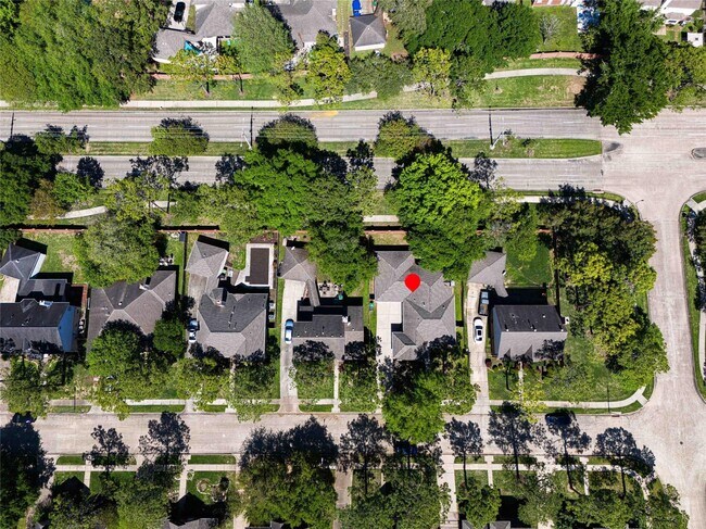 Foto del edificio - 14419 Redbud Valley Trail