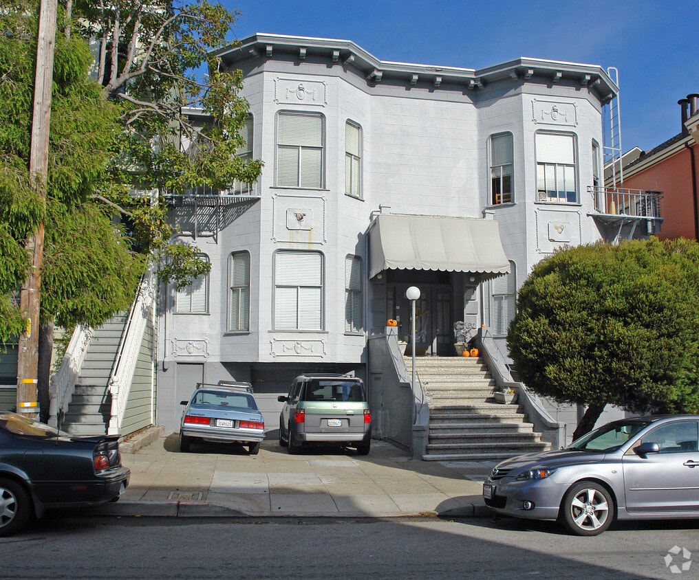 Building Photo - 1364 Grove St