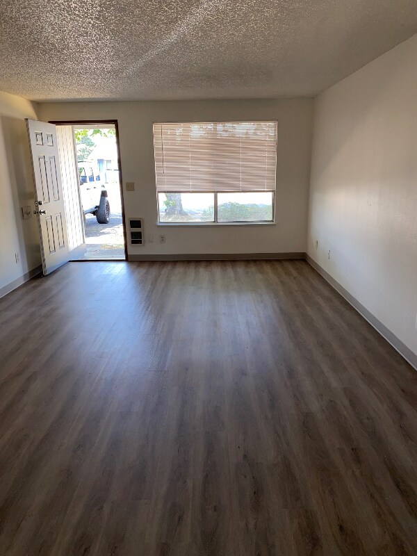 Foto del edificio - 2716 NW Norwood St