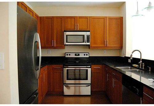 Building Photo - 1312 SW 3rd Ct