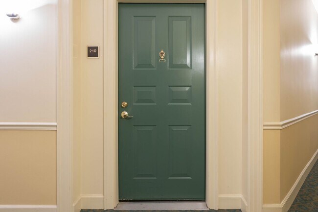 Foto del edificio - 1 BR 1 BA Condo in Reston