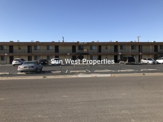 Building Photo - All utilities paid! Laundry on site!