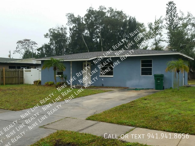 Building Photo - 1105 25th Ave W