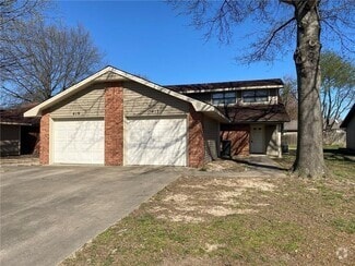 Building Photo - 419 N 35th St