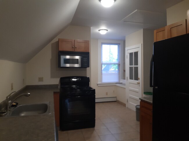 Building Photo - 535 3rd Ave
