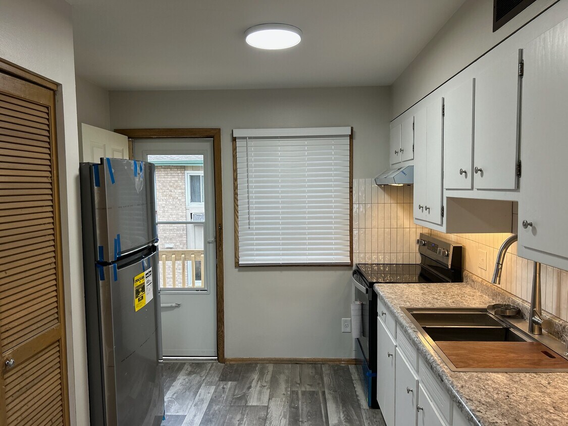 Foto principal - 609 Linden Ave