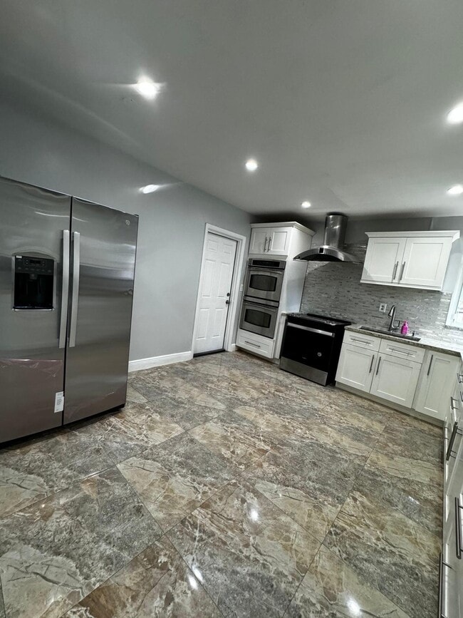 Foto del edificio - 1041 NE 178th Terrace