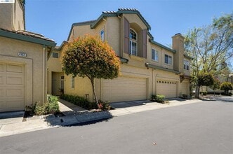 Building Photo - 4135 Veneto Ct