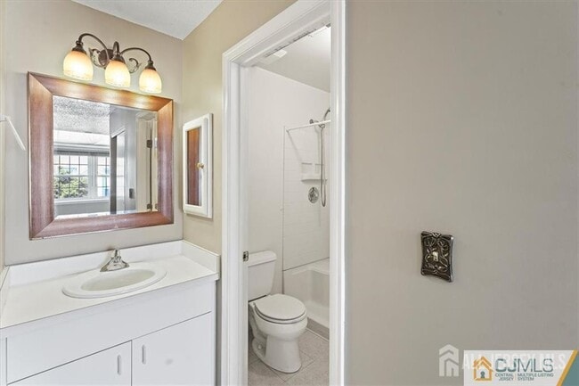 Building Photo - 834 Edpas Rd