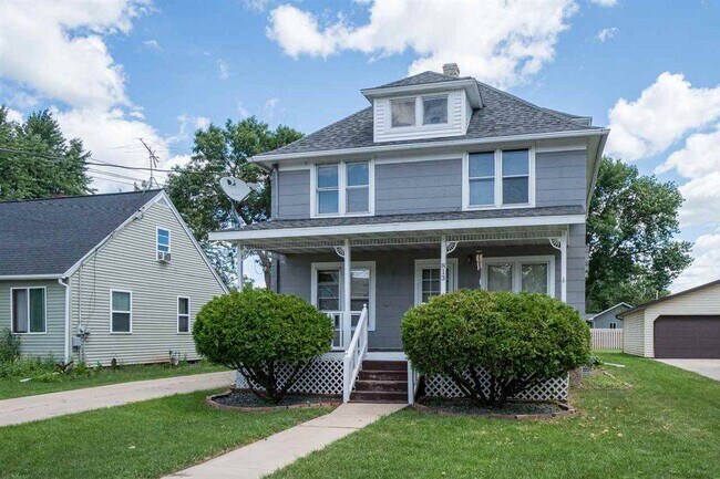 Foto del edificio - 813 Milwaukee St