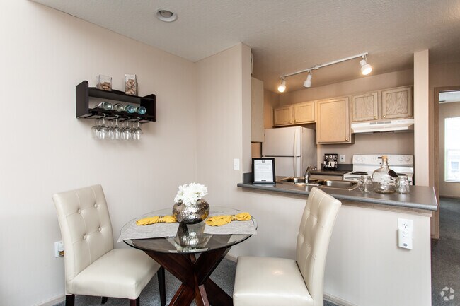 1HAB, 1BA - 720 ft² - Lakeshore (planta alta) - Glenchester Lakes