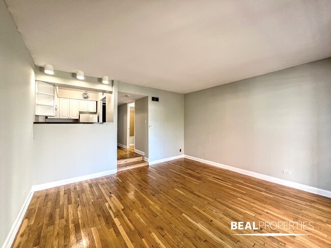 Building Photo - 1220 N LaSalle