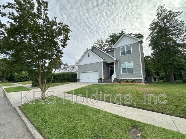 Foto del edificio - 310 Sycamore Rd