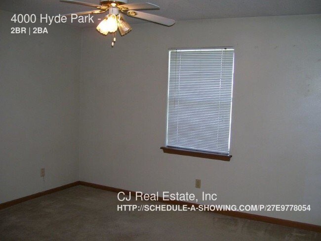 Building Photo - 4000 Hyde Park Ave