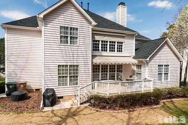 Building Photo - 102 Poplar Knoll Ct