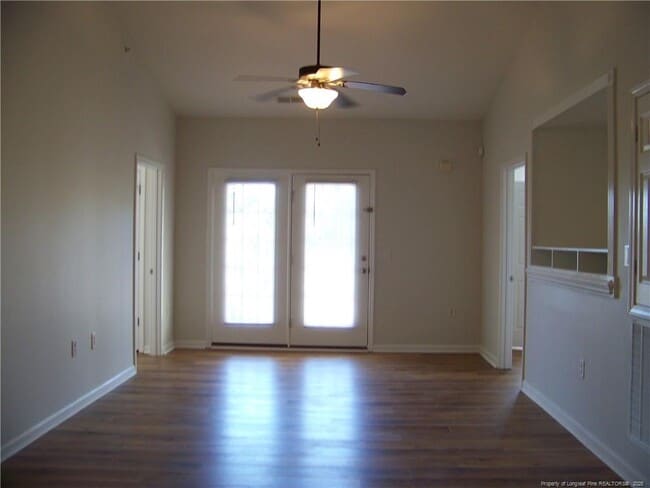 Foto del edificio - 616 Marshtree Ln