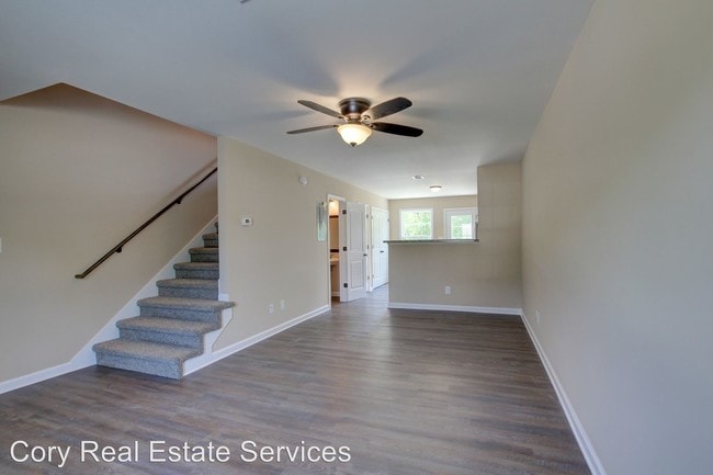 Building Photo - 1238 Parkway Pl
