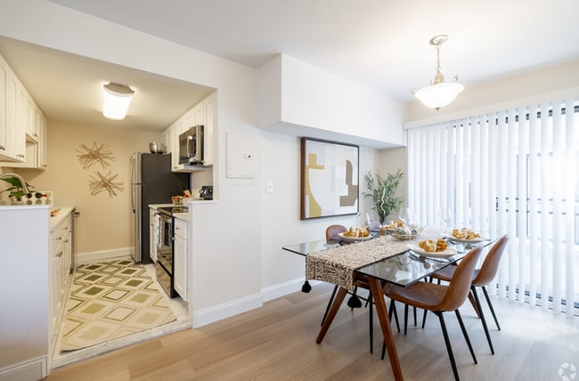 Building Photo - Norwest Woods Apartment