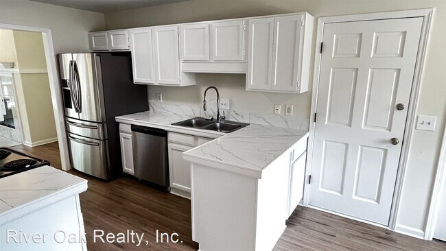 Building Photo - 4 br, 2 bath House - 5473 Arborcrest Cir