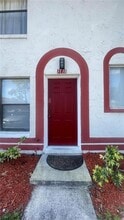 Building Photo - 1718 Silver Creek Ct