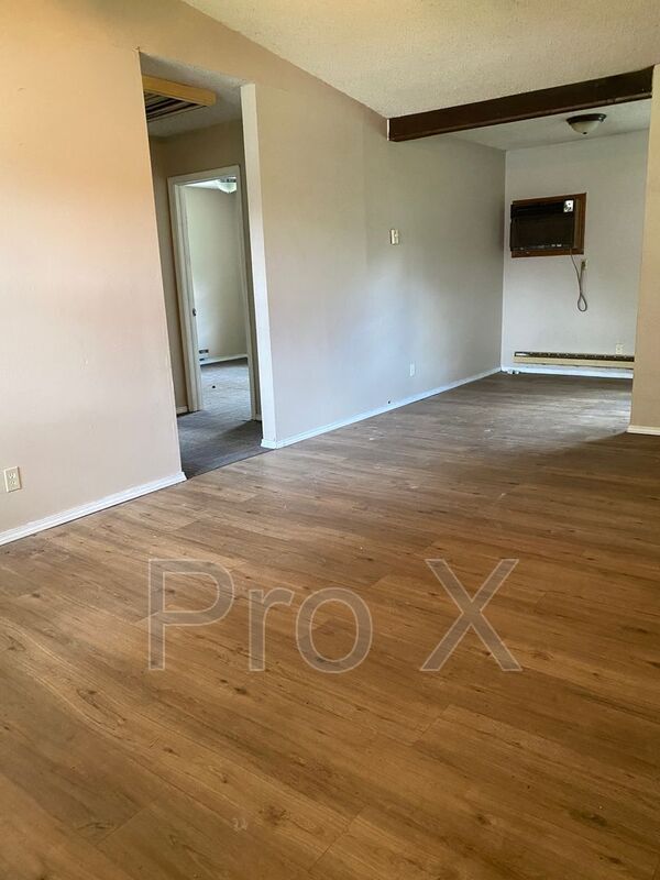 Foto del edificio - 8432 S Shadow Ln
