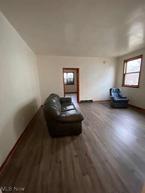 Foto del edificio - 136 State Rd NW