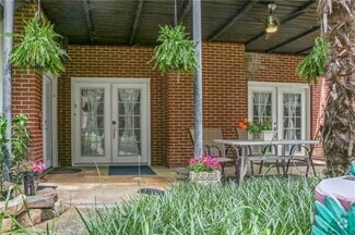 Building Photo - 5647 Queensborough Dr