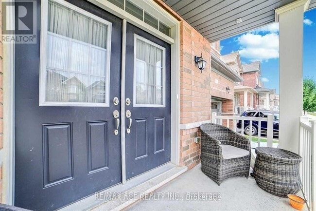 Building Photo - 26 Newhouse Blvd