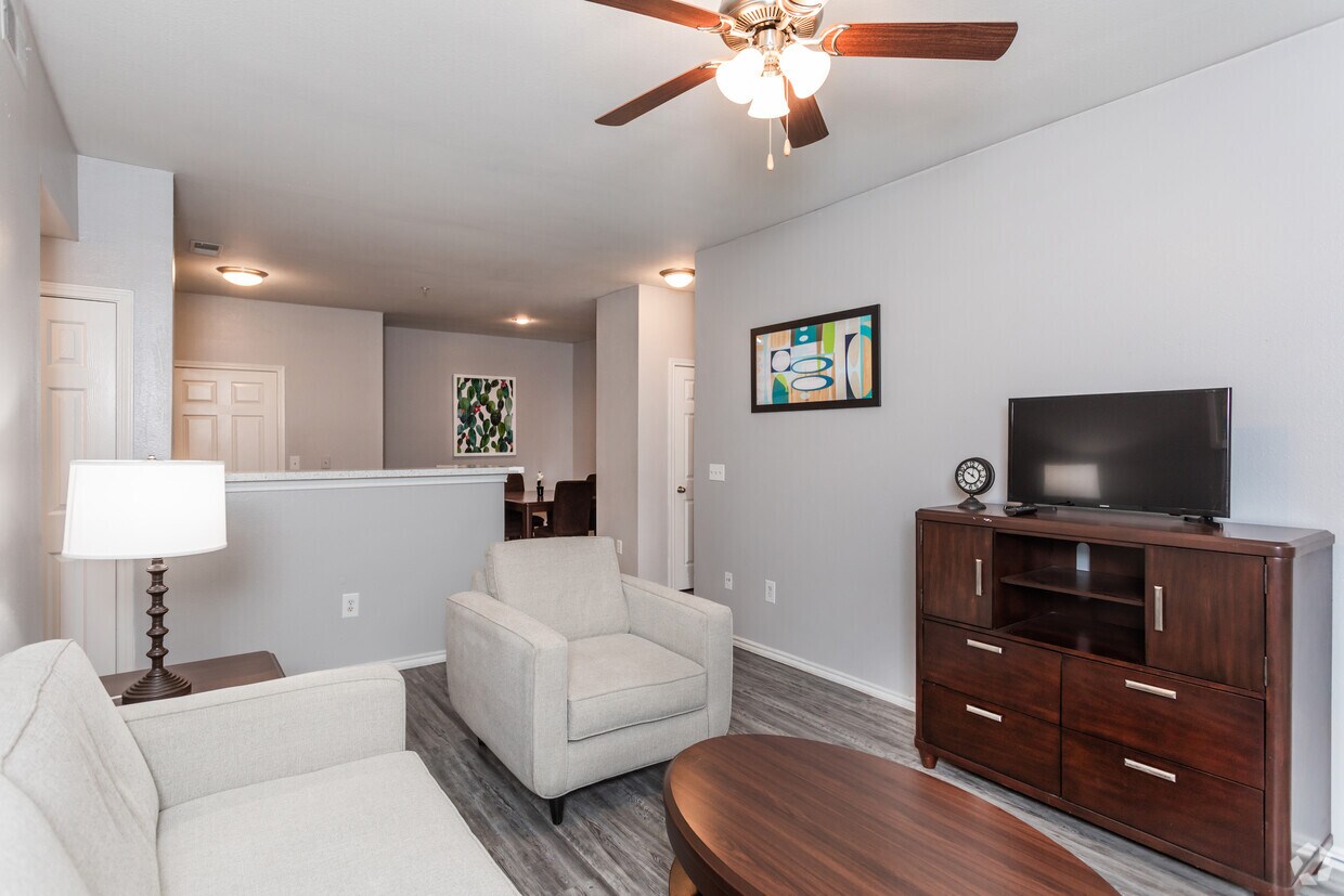 Palo Alto Apartment Homes Apartments at 10127 S State Hwy 16 San