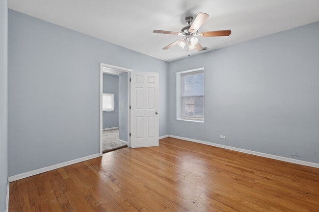 Building Photo - 9222 S Laflin St