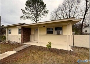 Building Photo - 2431 Bluestone Cir NW