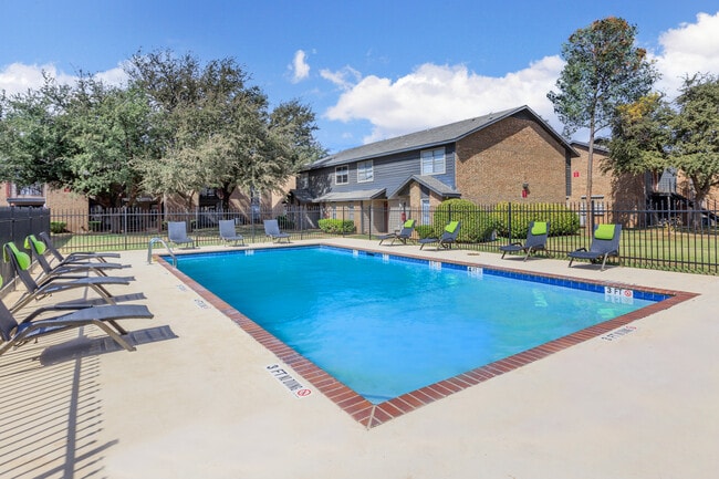 Building Photo - Copper Creek Apartments