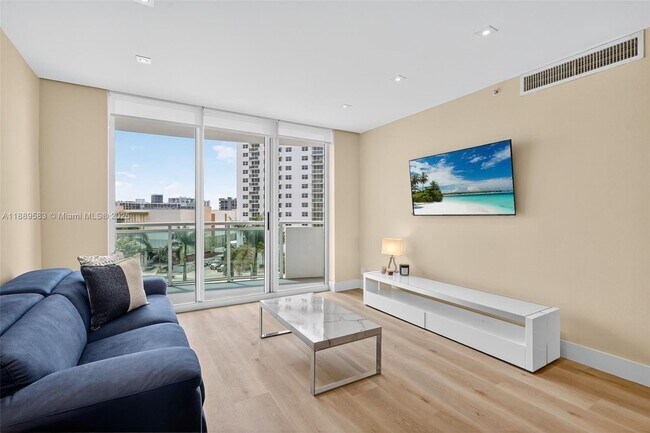 Foto del edificio - 3001 S Ocean Dr