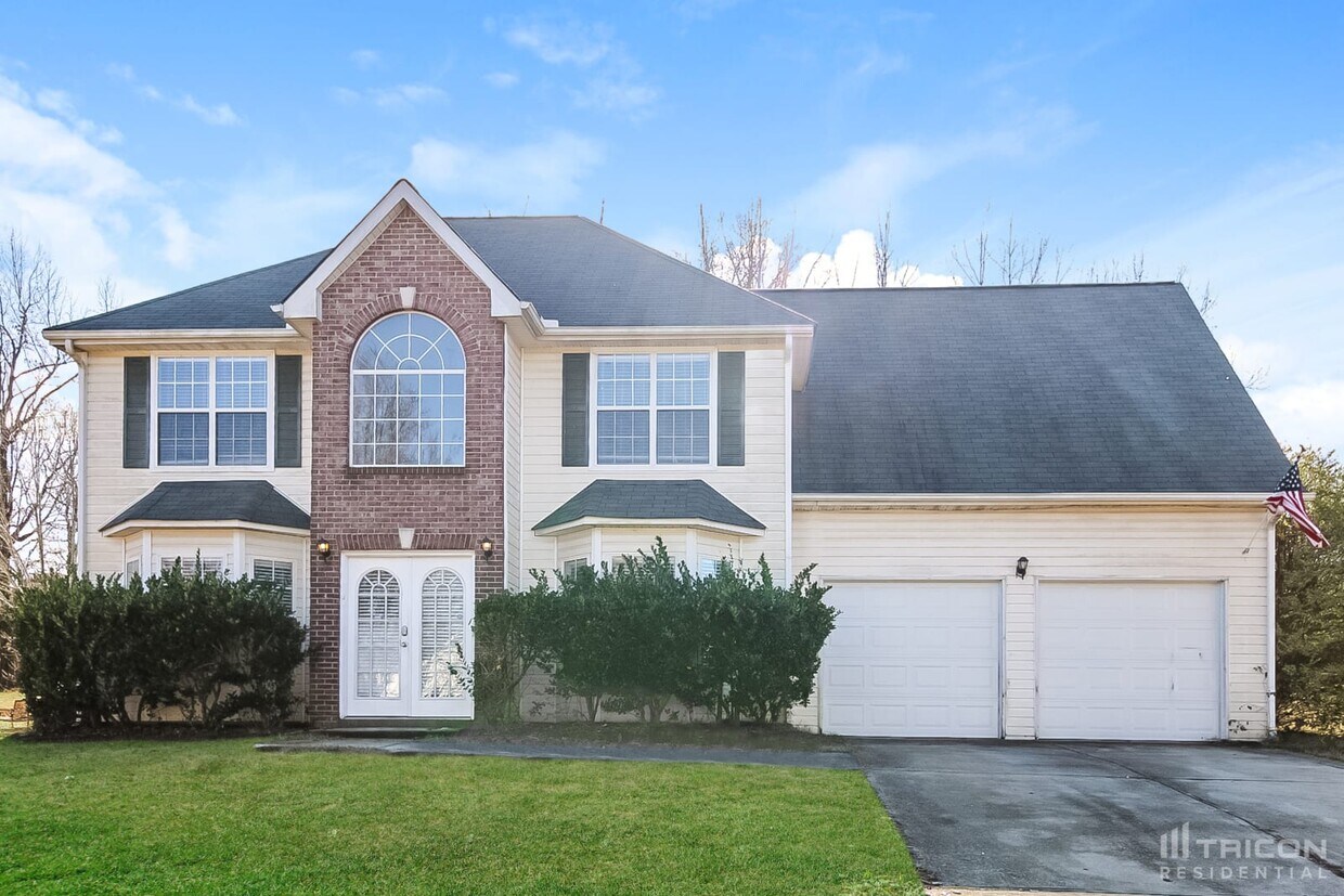 1040 Field View Drive McDonough GA House for Rent in McDonough, GA