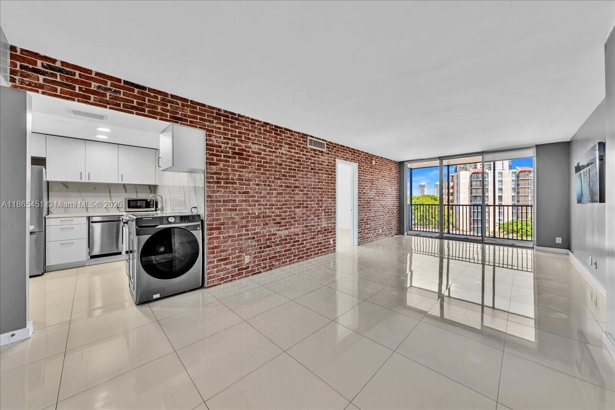 Foto principal - 3101 N Country Club Dr