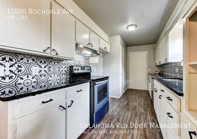 Foto del edificio - 11000 Rochdale Ave