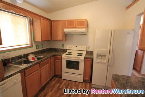 Building Photo - 30770 Reed Ave