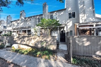 Building Photo - 1635 Prairie Mark Ln