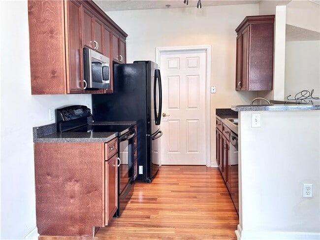 Building Photo - 203 Sonie Dr