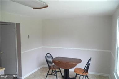 Building Photo - 5406 King Arthur Cir