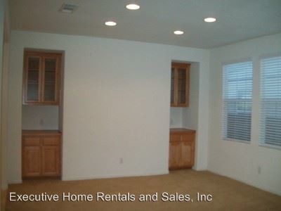 Building Photo - 5 br, 4 bath House - 28860 Chatham Lane